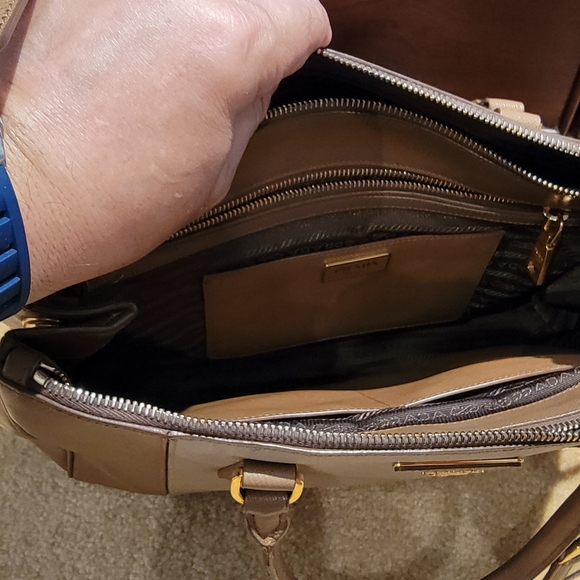 PRADA 2 Tone Saffiano Lux Double Zipper Tote - Picture 11 of 16